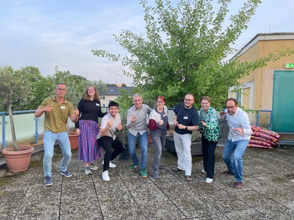 Gruppenfoto aller Mitglieder des Vorstands  2025-2026